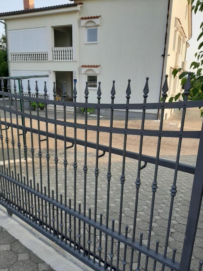 Apartments Gorancica Malinska Εξωτερικό φωτογραφία